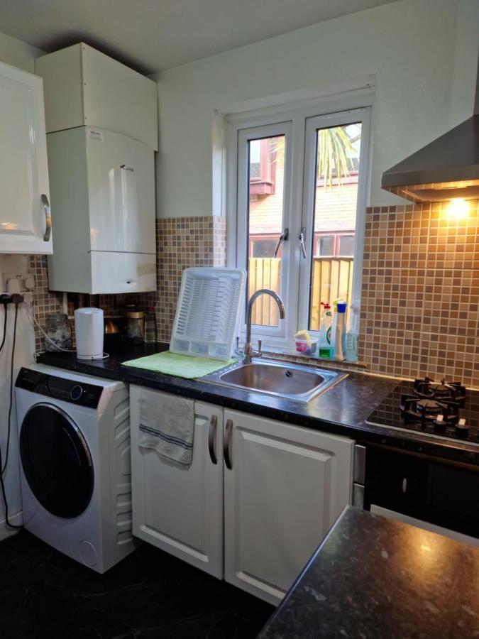 Cozy Double Bedroom In Zone 1-2 Central London Bagian luar foto