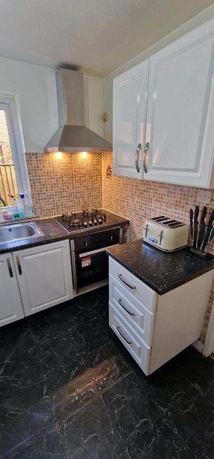 Cozy Double Bedroom In Zone 1-2 Central London Bagian luar foto